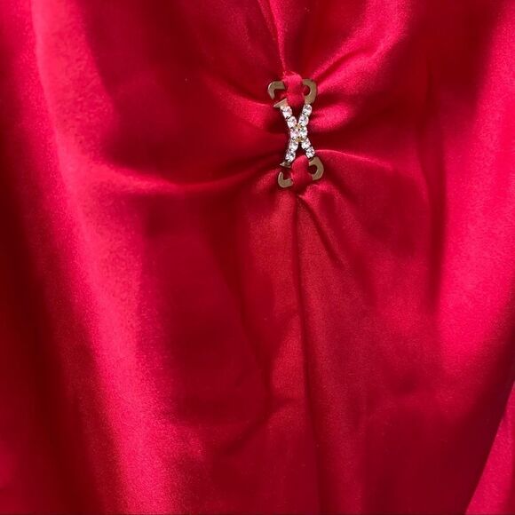 Ivy & Annabelle Red Satin Night Sleep Gown  Rhinestone Size Medium - Picture 5 of 7